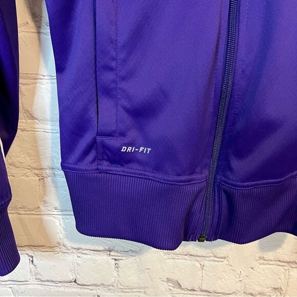 Nike Dri Fit Track Lightweight Jacket size XS - Picture 2 of 6